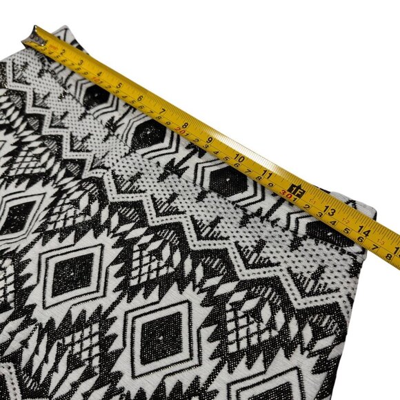 ALICE + OLIVIA Marisa Short Sz.XS/2 Embroidered Brocade Geometric Boho Tribal - Picture 7 of 12